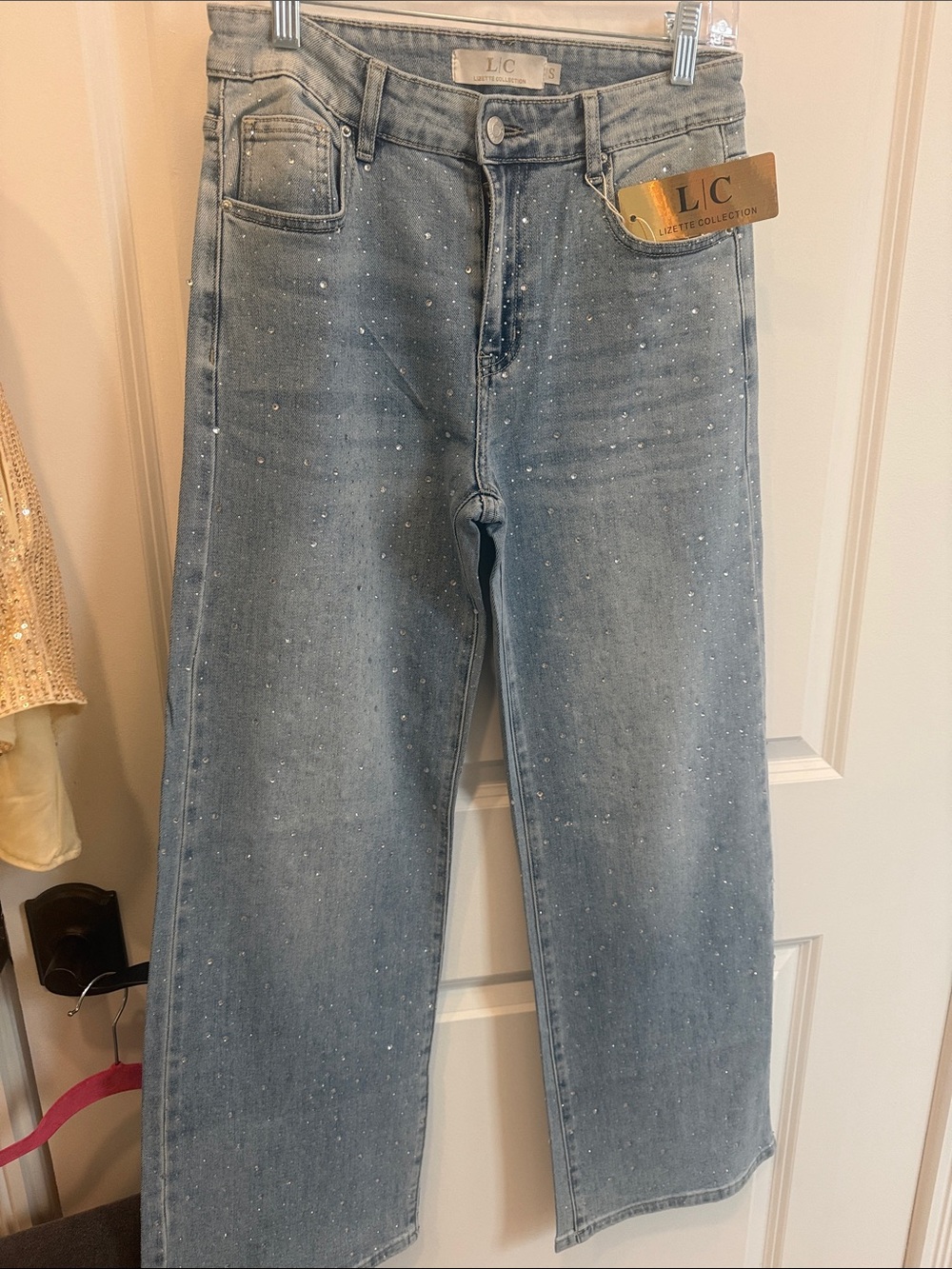 L/C  COLLECTION Light Wash Embellished Straight Jeans